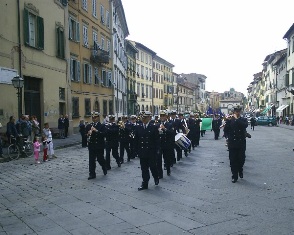 Sfilata per le vie cittadine della Banda della M.M.